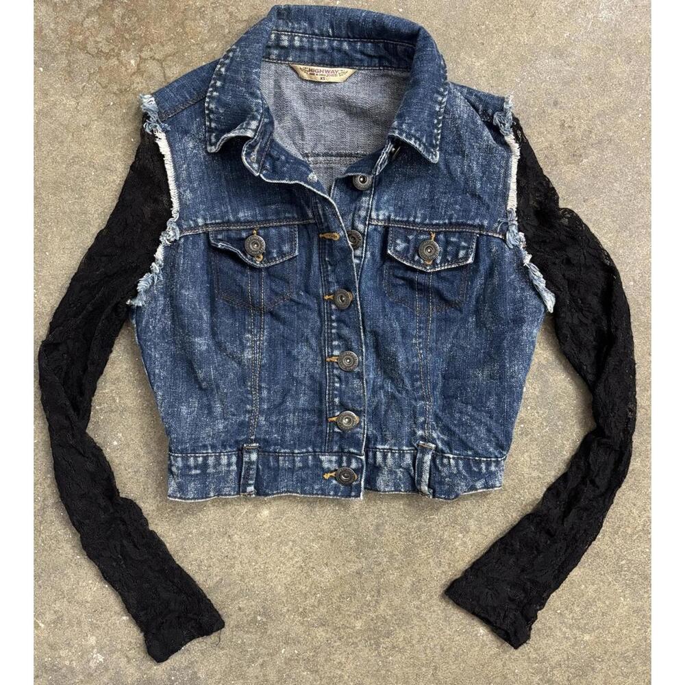Women’s Denim Lace Sleeve Jacket XS Cropped Y2K Distressed Grunge VTG goth
